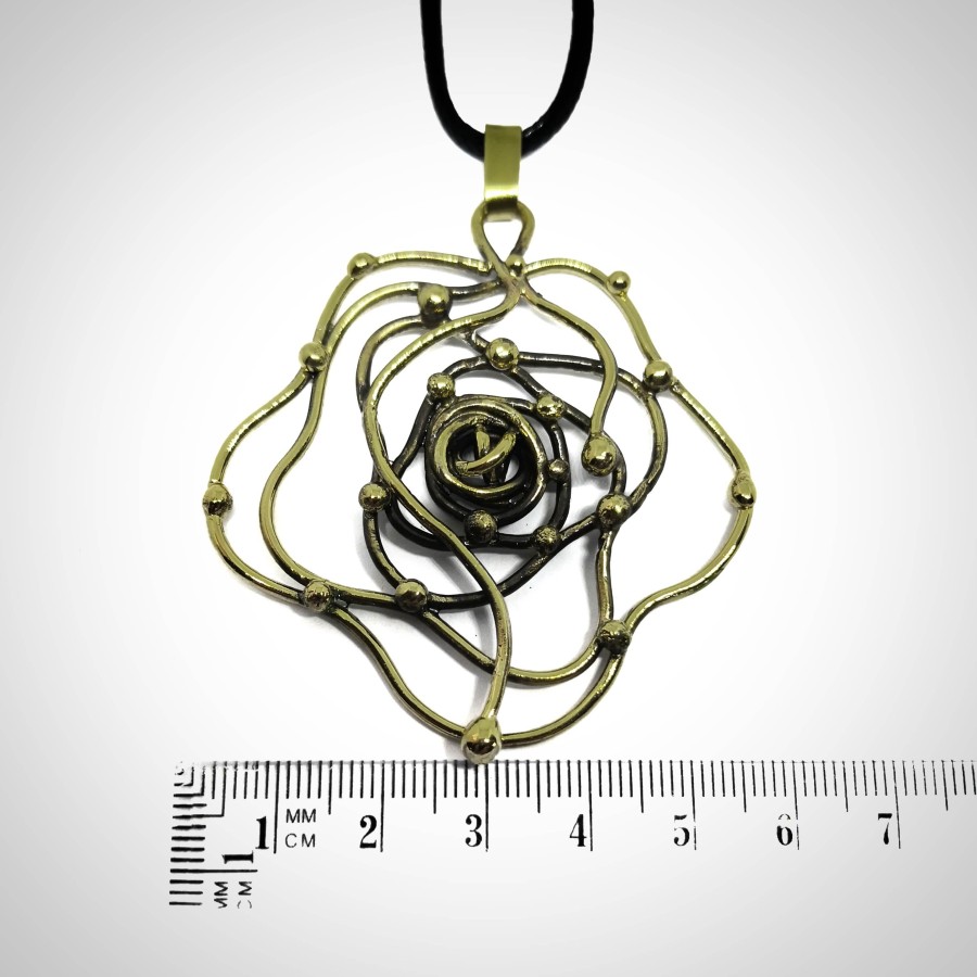 Žalvarinis kaklo papuošalas ,,Raskila''