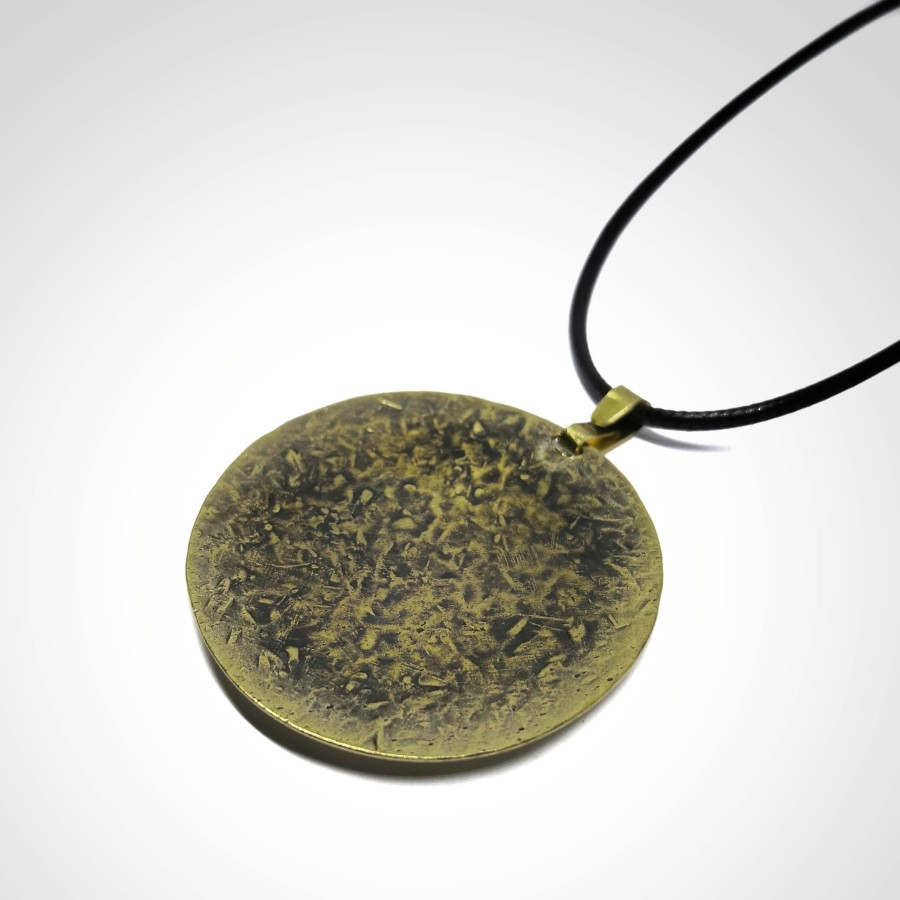 Žalvarinis pakabutis ,,Antika''