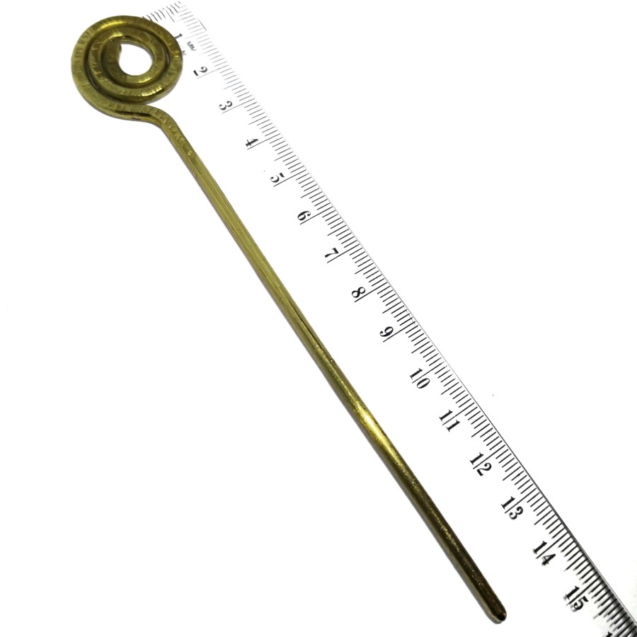 Žalvarinė smeigė ,,Laikas''