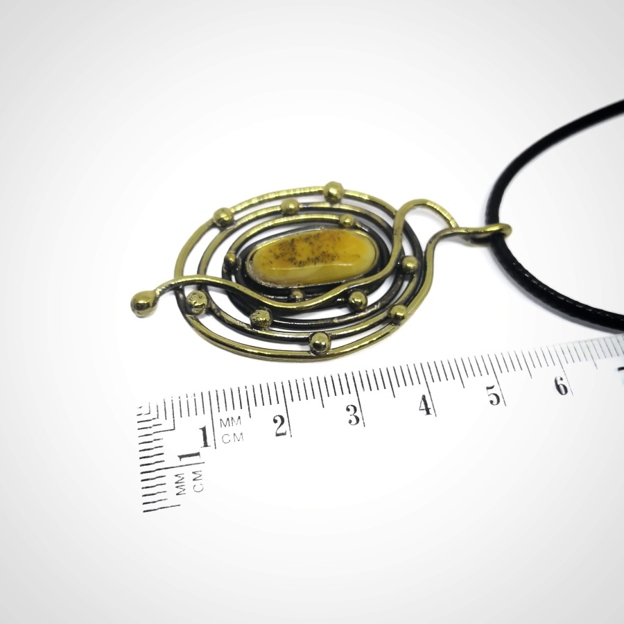 Žalvarinis kaklo papuošalas  ,,Kopos''