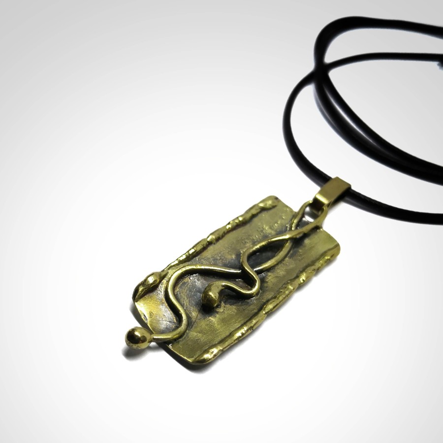 Žalvarinis pakabutis ,,Kiparisas''